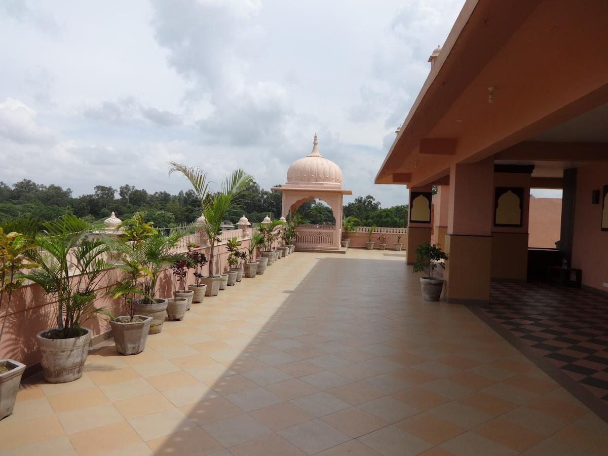 Hotel The Royal Retreat Ranchi Exterior foto